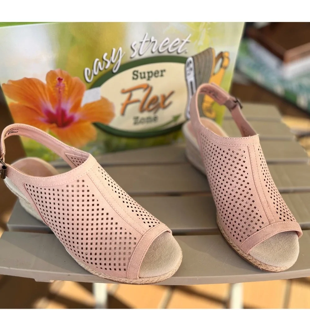 Easy Street Stacy Blush Pink Linen Perforated Wedge Sandals Womens 6.5 W Wide